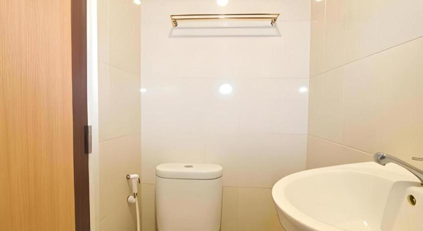 Guest House Nozz Semarang Exterior photo